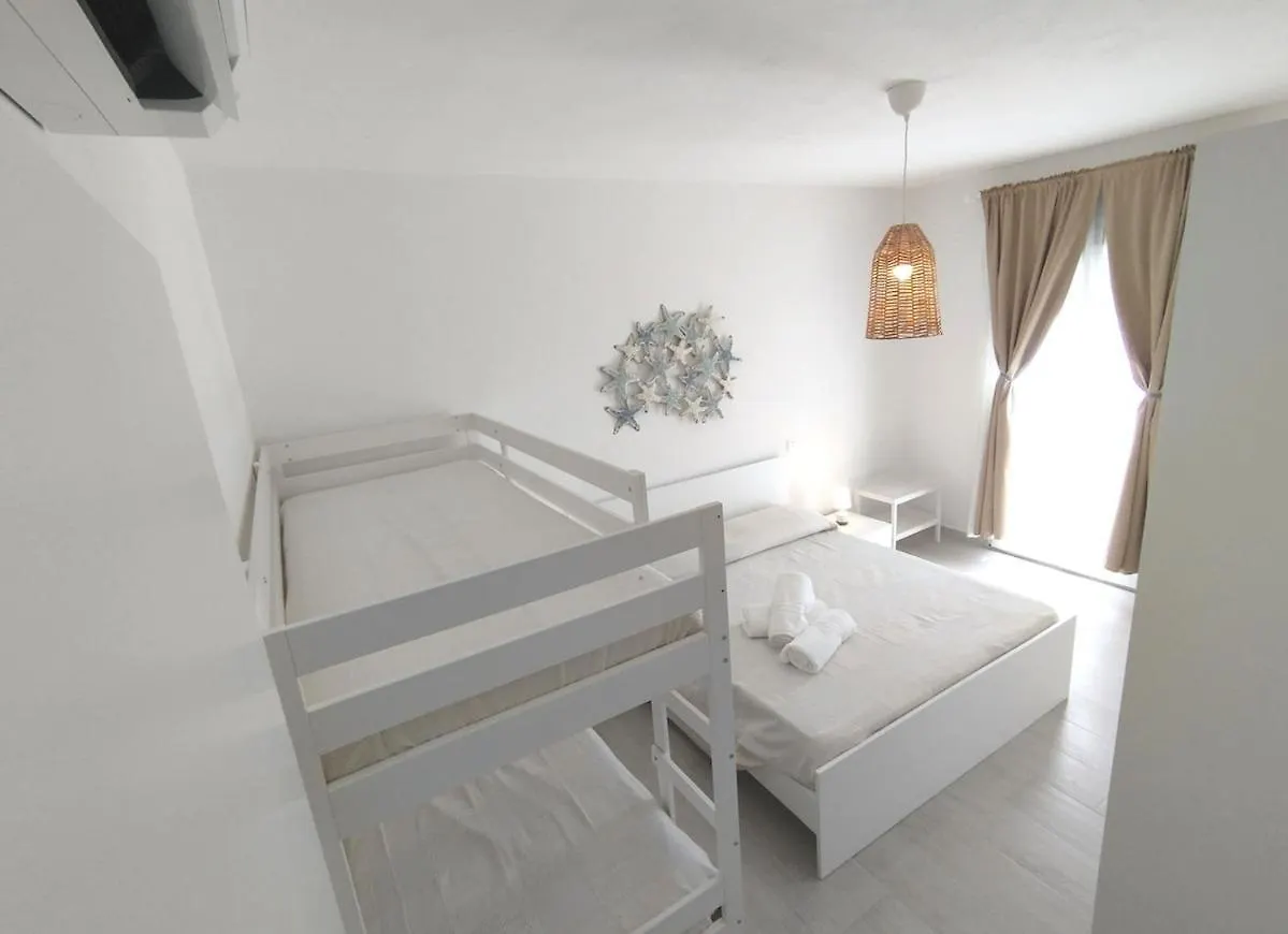 Mary G Apartment La Maddalena
